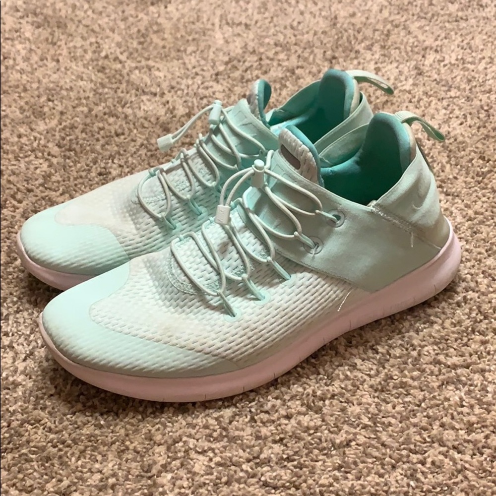 Nike Run Natural Nike Running Free and Fle…